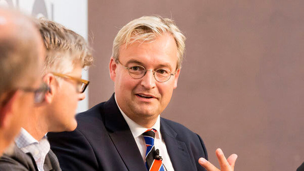 Heiko Schmelzle (CDU), MdB, Mitglied im Ausschuss für Gesundheit des Deutschen Bundestages, warnte davor, dass die EU in die nationalen Kernkompetenzen eingreifen könnte: „Seien Sie die Wächter der Subsidiarität!“ |