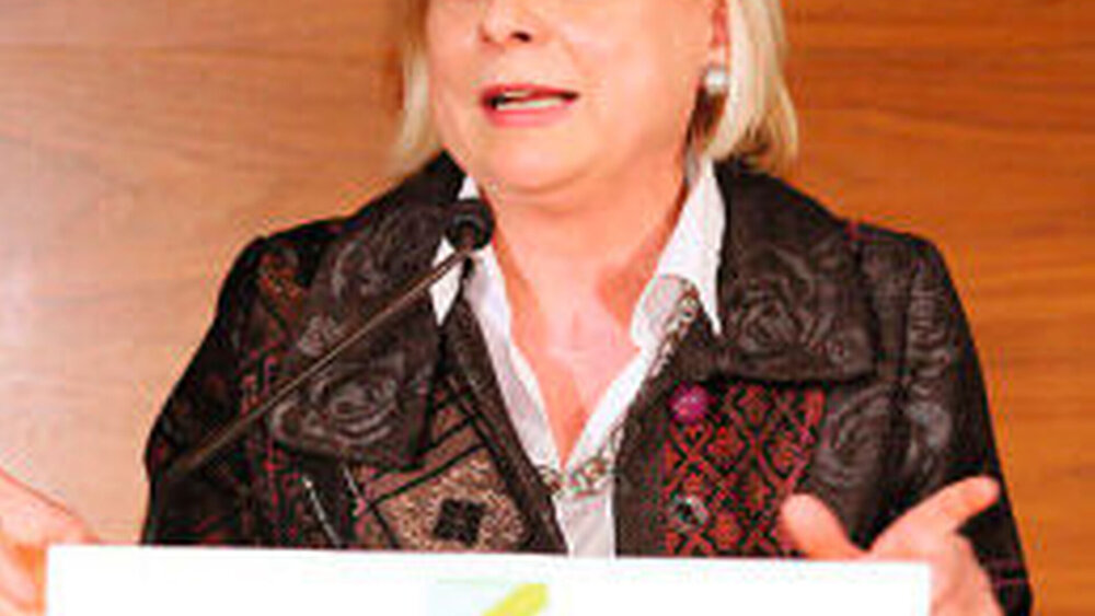 219554-flexible-1900 Grußworte von Mitgliedern des Bundestags-Gesundheitsausschusses: Hilde Mattheis |