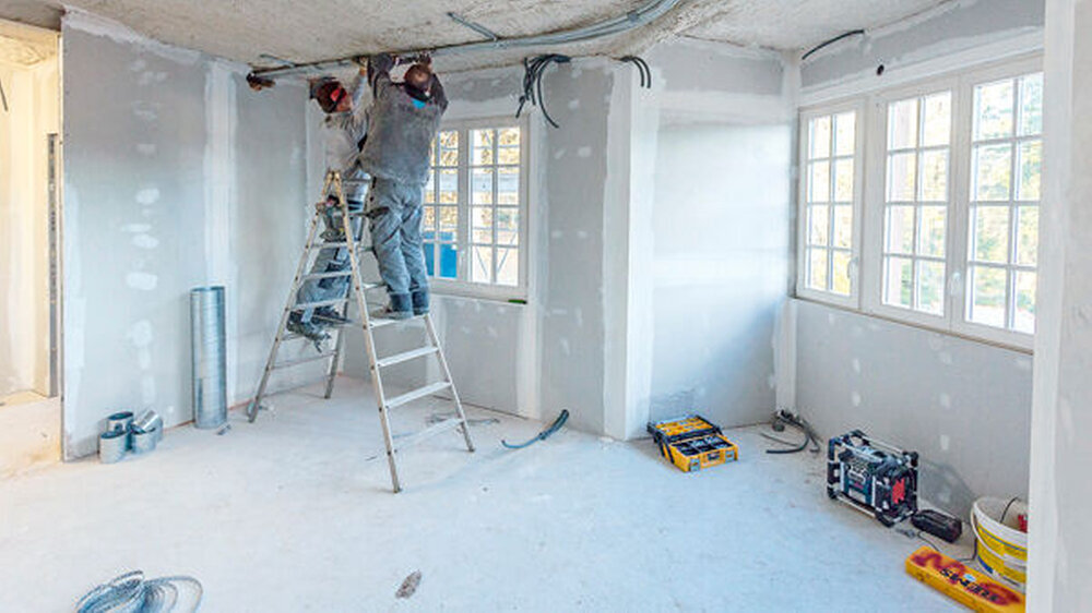 Werden Umbauten vom Mieter ausgeführt, müssen diese bei Mietende zurückgebaut werden. Besser ist es, solche Ein- und Umbauten seitens des Vermieter durchführen zu lassen.