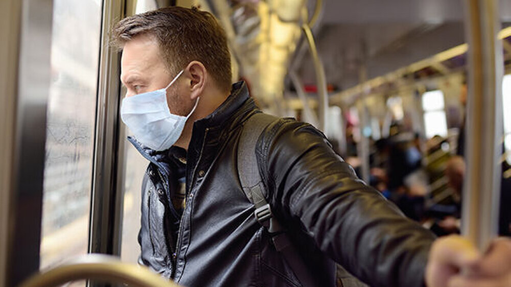 Die Länder sind jetzt ab dem 20. März 2022 nur noch befugt, ausgewählte niedrigschwellige Basisauflagen anzuordnen. Dazu zählen die Maskenpflicht in Krankenhäusern, Pflegeeinrichtungen, Einrichtungen zur gemeinschaftlichen Unterbringung von Asylbewer