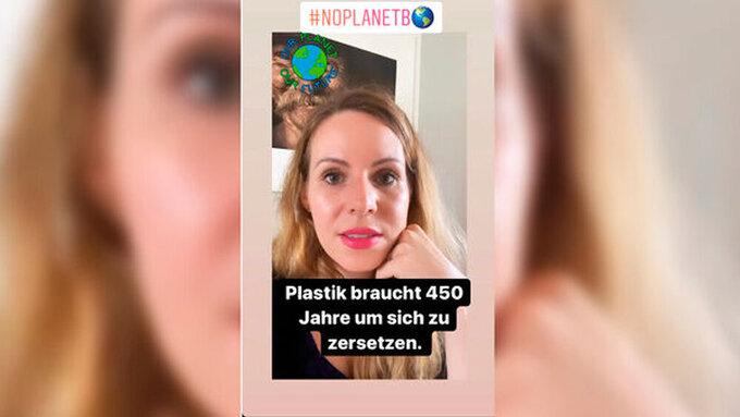 Seit Anfang Juni ist Dr. Knobloch bei Instagram. Ihren Social Media Auftritt sieht sie als Tagebuch und Erinnerung an ihre Gründungszeit.