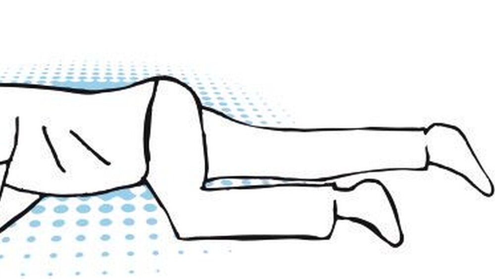 Das sind die Handgriffe zur sicheren Lagerung bei einem bewusstlosen Patienten. |