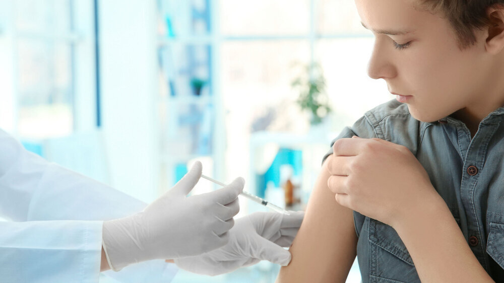 Nach der EMA-Empfehlung zur Impfung von Kindern und Jugendlichen mit dem Vakzin von Pfizer/BioNTech wartet Deutschland auf die Reaktion der STIKO.