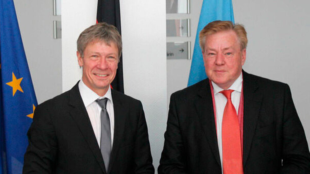 Prof. Dr. Dietmar Oesterreich (li.) und Staatssekretär Hans-Jürgen Beerfeltz bei einem Treffen im Juni.
