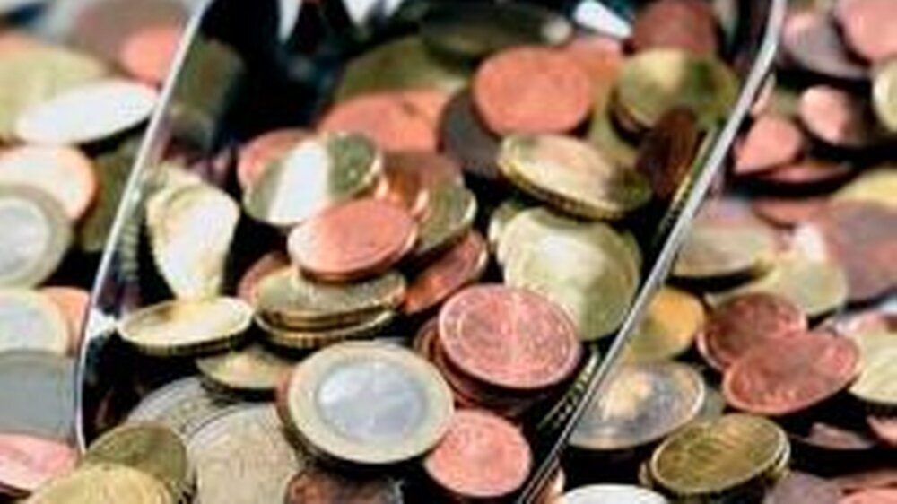 Will Vater Staat nur Geld scheffeln? Der Ökonomisierungsgedanke, so die immer lauter werdende Kritik am Sparzwang im GKV-System, muss mit sinnvollen Perspektiven einher gehen.