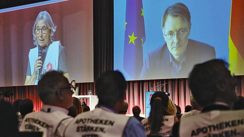 ABDA Präsidentin Overwiening und Minister Lauterbach auf dem Deutschen Apothekertag