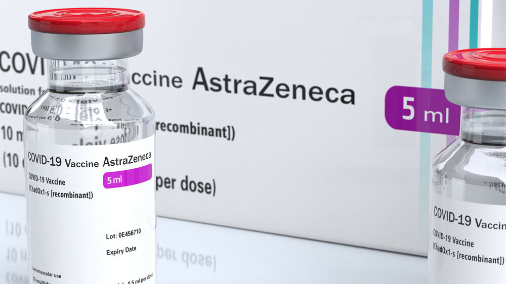 In Deutschland sind laut PEI bisher 14 Hirnvenenthrombosen im Zusammenhang mit einer Astrazeneca-Impfung bekannt geworden, zwei Fälle von Sinusvenenthrombosen entstanden nach der Impfung mit dem Vakzin von BionTech/Pfizer.