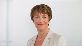 Dr. Doris Pfeiffer