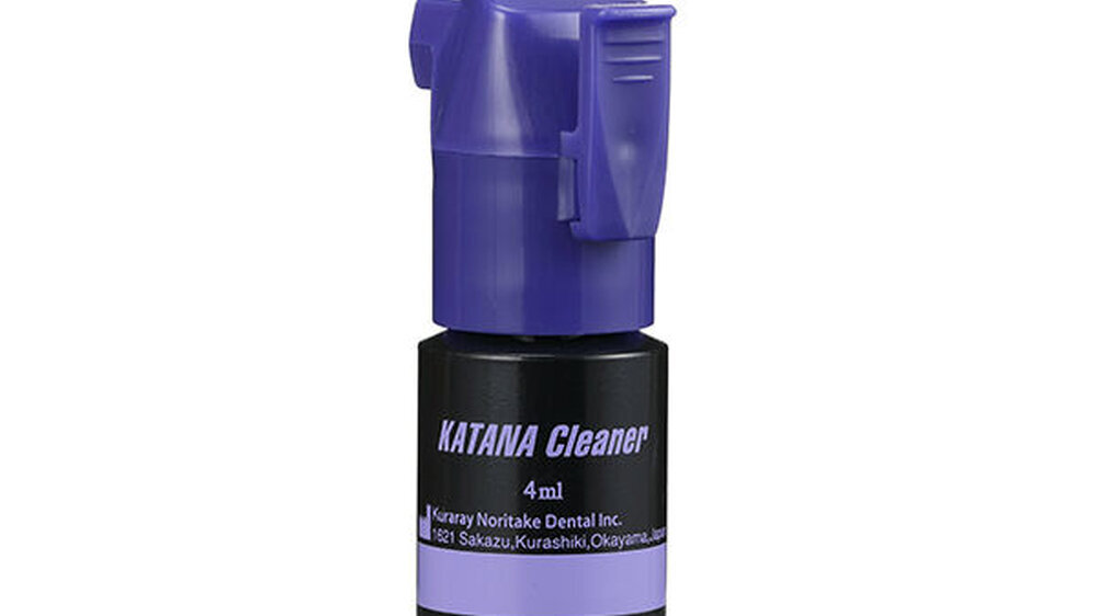 Um zuverlässig und einfach eine saubere Zahn- und Restaurationsoberfläche zu erhalten, hat Kuraray Noritake Dental KATANA Cleaner entwickelt.