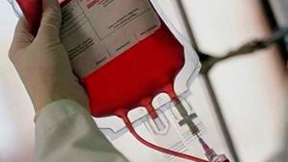 Bis vor zehn Jahren wurde die Infektion in erster Linie durch Blutprodukte übertragen. Aber durch zusätzliche Tests sowie durch Virus-Inaktivierungsverfahren ist die Neuinfektionsrate durch Blut und Blutprodukte inzwischen vernachlässigbar gering gewor