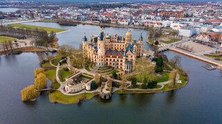 Schwerin - Blick auf das Schloss