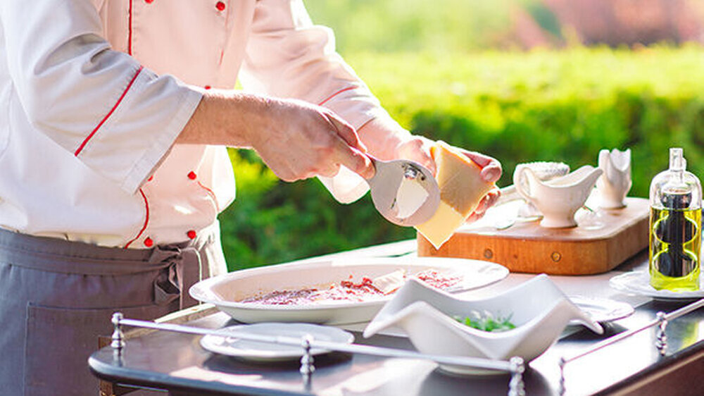 Betroffen sind vor allem Branchen, die nach der Krise keine Nachholeffekte haben werden - wie etwa die Gastronomie.