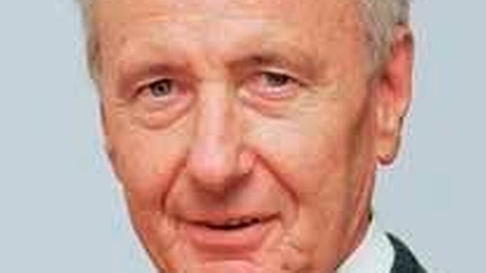 Dr. Dr. Jürgen Weitkamp\r\nPräsident der Bundeszahnärztekammer
