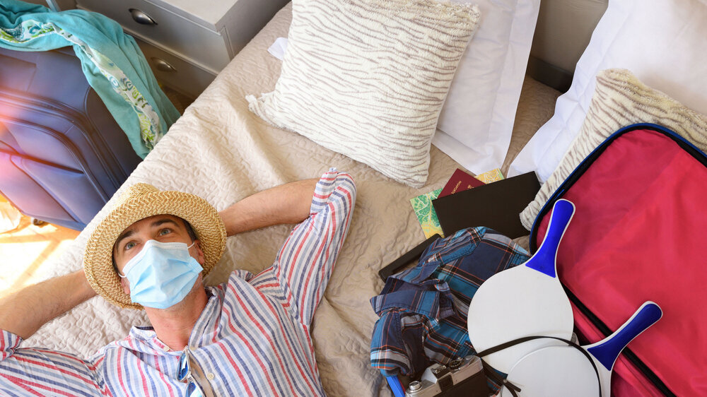 Ist der Urlaub noch Urlaub, wenn man zwar gesund ist, sich aber in Quarantäne befindet? In der arbeitsgerichtlichen Rechtsprechung war diese Frage lange umstritten.