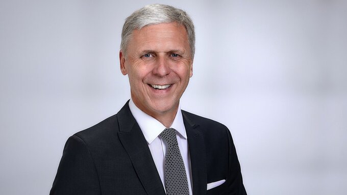 Dr. Günter Gottfried, Vizepräsident der Österreichischen Zahnärztekammer (ÖZAK)