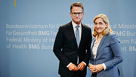 Amtsübergabe im BMG von Nina Warken an Carsten Linnemann