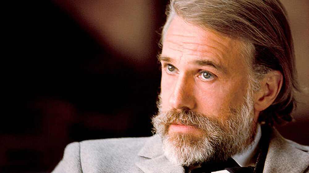 Christoph Waltz als Dr. King Schultz: Zahnärzte werden in Spielfilmen divers dargestellt, häufig aber als sadistisch und unmoralisch. | Christoph Waltz als Dr. King Schultz: Zahnärzte werden in Spielfilmen divers dargestellt, häufig aber als sadistisch und unmoralisch. |