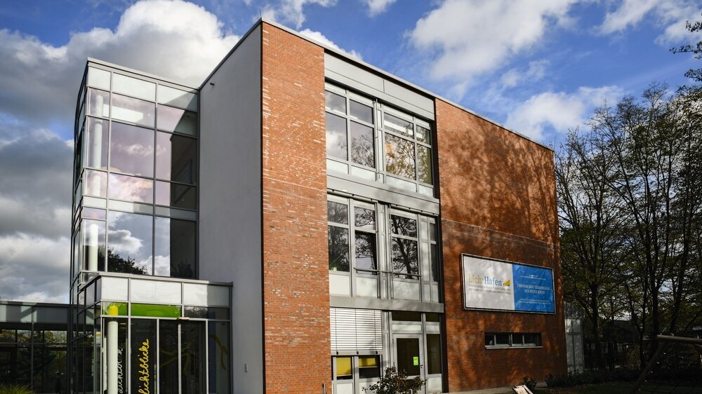 LichtHafen Vestische Kinder‐und Jugendklinik Datteln – Universität Witten/Herdecke LichtHafen Vestische Kinder‐und Jugendklinik Datteln – Universität Witten/Herdecke