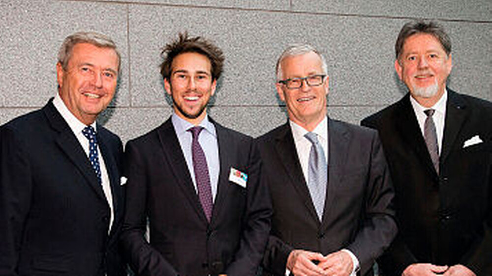 Dr. Wolfgang Eßer, Kai Becker, Dr. Jürgen Fedderwitz, Dr. Günther. E. Buchholz |