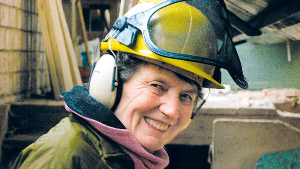 Beide Frauen sind 78 Jahre alt: Die Gruppe der Senioren ist äußerst inhomogen – von fit bis gebrechlich existiert eine enorme physiologische und psychologische Bandbreite, mit der der Mundgesundheitszustand und damit auch der Allgemeingesundheitszustand einhergeht. |