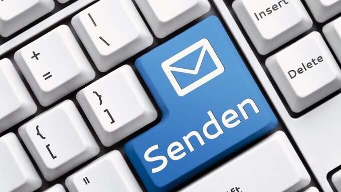 Symbolbild E-Mail Symbolbild E-Mail