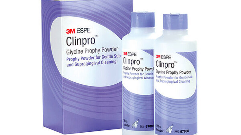 Das klinisch bewährte 3M Clinpro Glycine Prophy Powder reinigt schonend und gründlich zugleich.