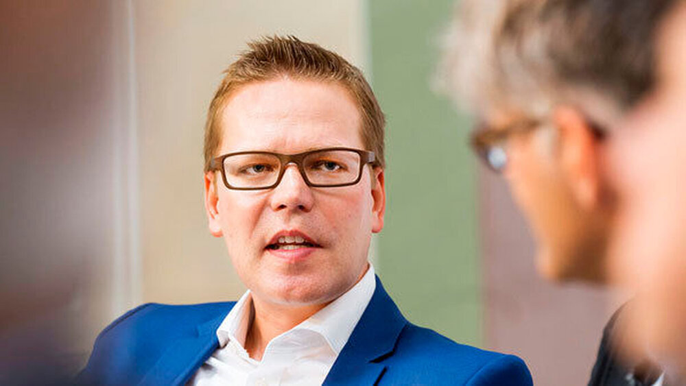 Tino Sorge (CDU), MdB, Mitglied im Ausschuss für Gesundheit des Deutschen Bundestages, verwies auf den Qualitätsaspekt freiberuflicher Dienstleistungen: „Mit berufsrechtlichen Regeln sind wir in Deutschland sehr gut gefahren.“ |