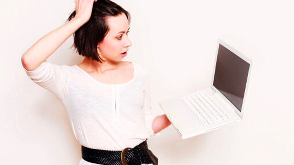 Verwirrung inbegriffen: Ratschläge aus der Netzgemeinde helfen oft nicht wirklich weiter. Das gilt vor allem für komplexe Informationen – etwa zum Zahnersatz oder zur Zahnbehandlung. Besser ist das persönliche Gespräch mit dem Zahnarzt. |