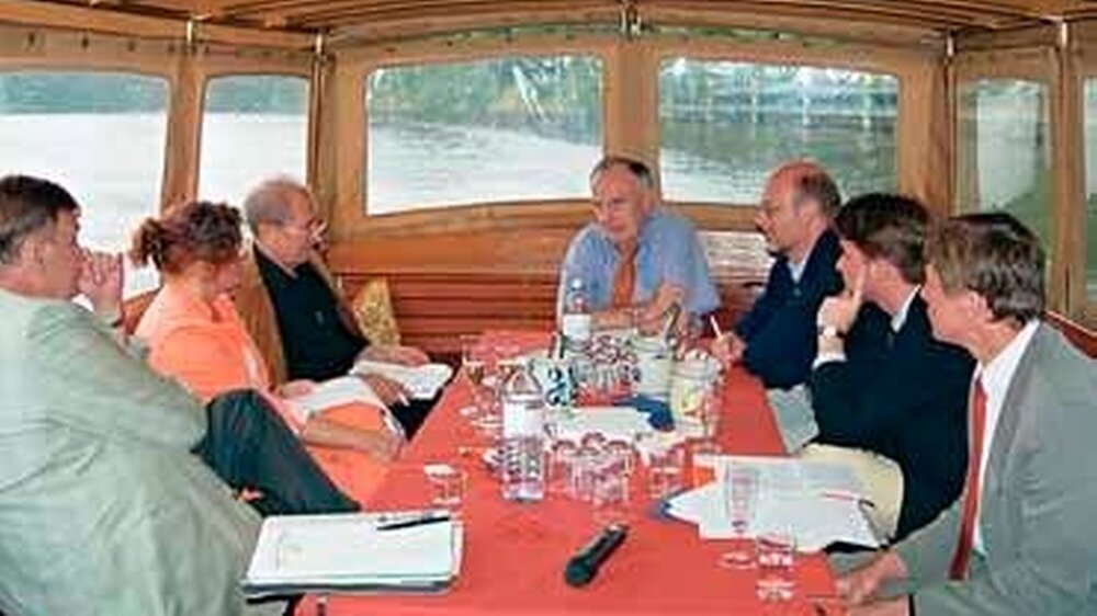 Prof. Dr. Sprekels (li.), Dr. Dr. Weitkamp (m), und Dr. Oesterreich (re.) im Gespräch mit den Pressevertretern