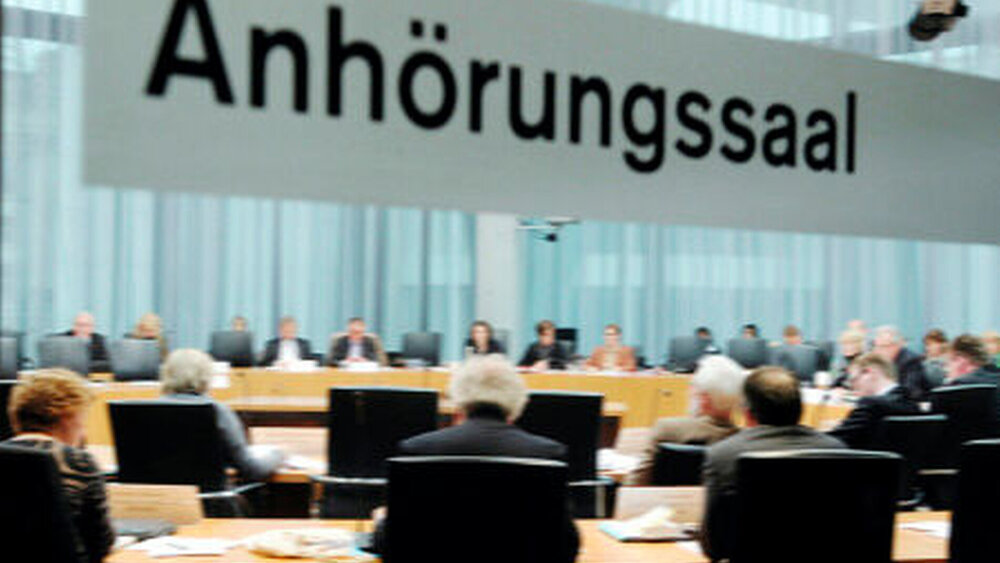 Anlässlich einer Anhörung im Gesundheitsausschuss des Deutschen Bundestages bezogen KZBV und BZÄK Stellung. |