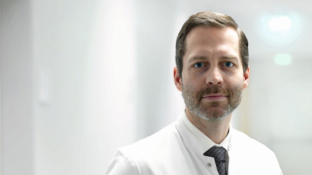 Prof. Dr. med. dent. Falk Schwendicke übernimmt den Vorsitz des neuen medizinischen Beirates.