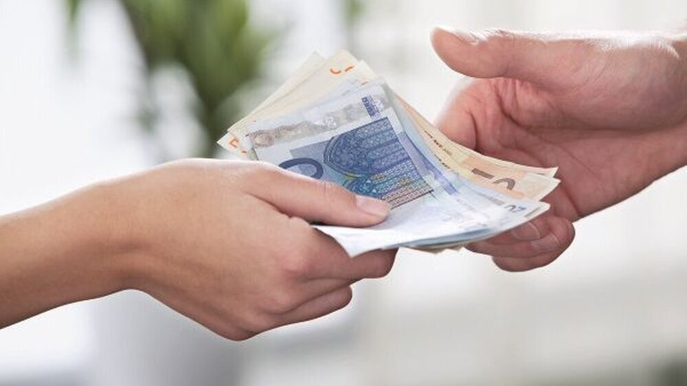 Des einen Freud des anderen Leid: Beim vorzeitigen Auflösen eines Immobilien-Kredivertrags wird der Kunde von der Bank bisweilen stark zur Kasse gebeten.