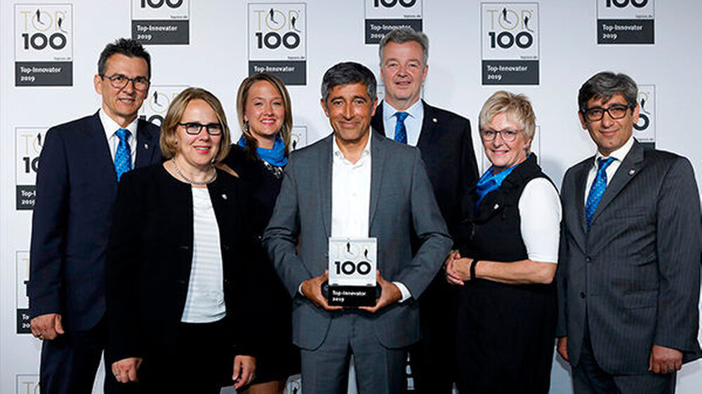 v.l.n.r.: Dr. Maximilian Mörsdorf, Dr. Petra Kiemer, Stephanie Rack-Schindler, Ranga Yogeshwar, Jens Kuhn, Veronika Fey, Dr. Ali Nasser Eddine