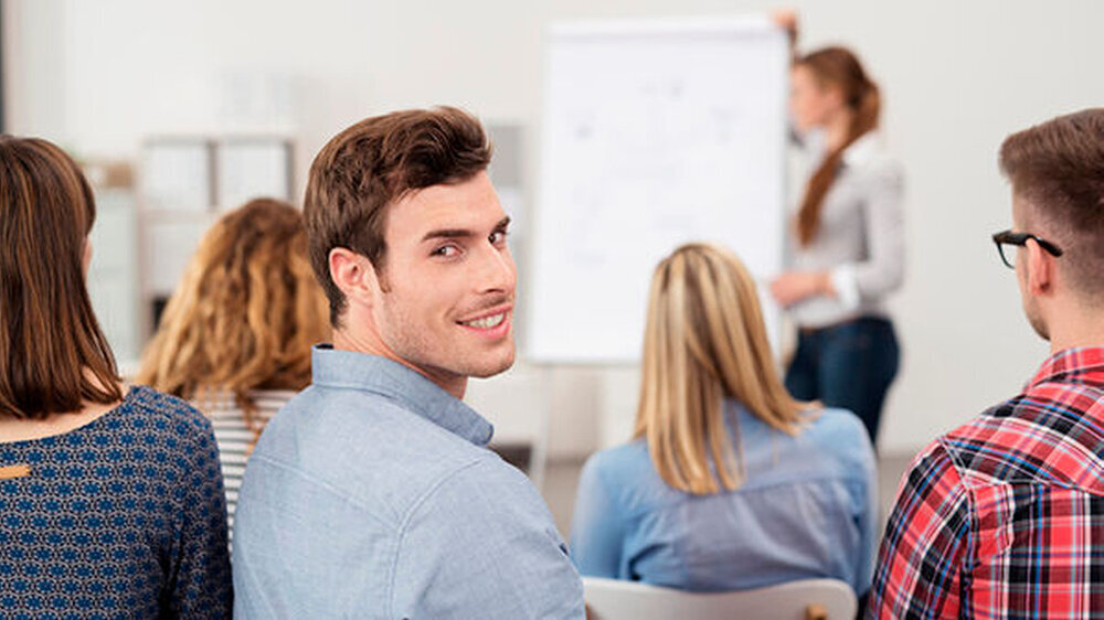 Mitgestalten und mitentscheiden: An der AS Akademie erhalten junge Zahnärzte und Zahnärztinnen das nötige Rüstzeug für ihr Engagement in der Selbstverwaltung.