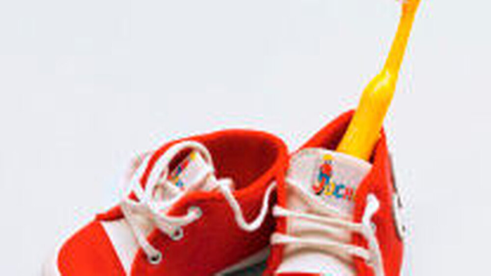 So wird ein Schuh daraus: Das zahnärztliche Präventionskonzept zur Vermeidung und Versorgung frühkindlicher Karies zeigt der Politik wie der Fachöffentlichkeit Wege auf, das Problem der Early Childhood Caries in den Griff zu bekommen.