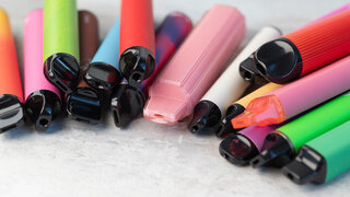 Neuartige Nikotinprodukte wie Vapes und E-Zigaretten