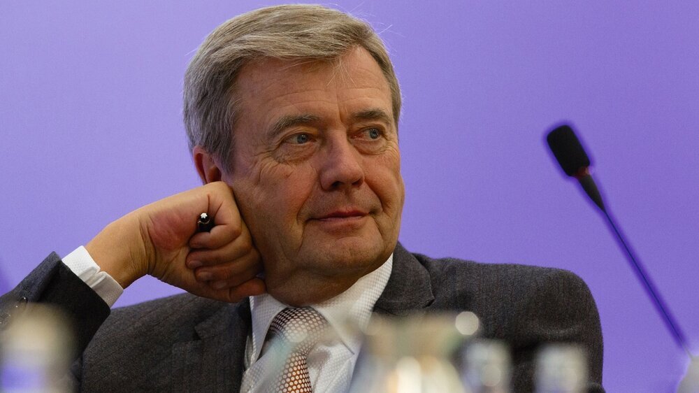 Dr. Wolfgang Eßer