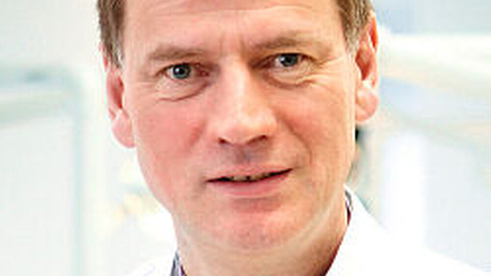 Prof. Dr. Bernd Wöstmann |