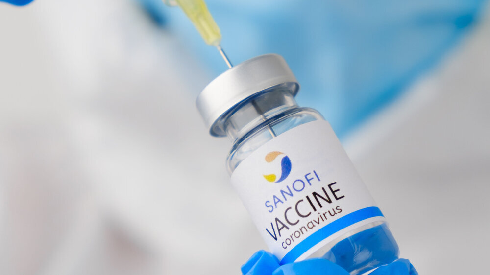 Auch die EU-Kommission hatte für ihre 27 Mitgliedsstaaten bereits bis zu 300 Millionen Impfdosen bei Sanofi/GSK bestellt.