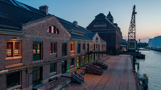 131629-flexible-1900.jpg 131629-flexible-1900.jpg