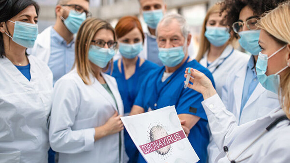Arztpraxen und Krankenhäuser sollen mit den Sonderregelungen die notwendige Flexibilität im Ressourceneinsatz erhalten; Infektionsrisiken für Patienten sowie und das Personal sollen verringert werden, teilt der G-BA mit.