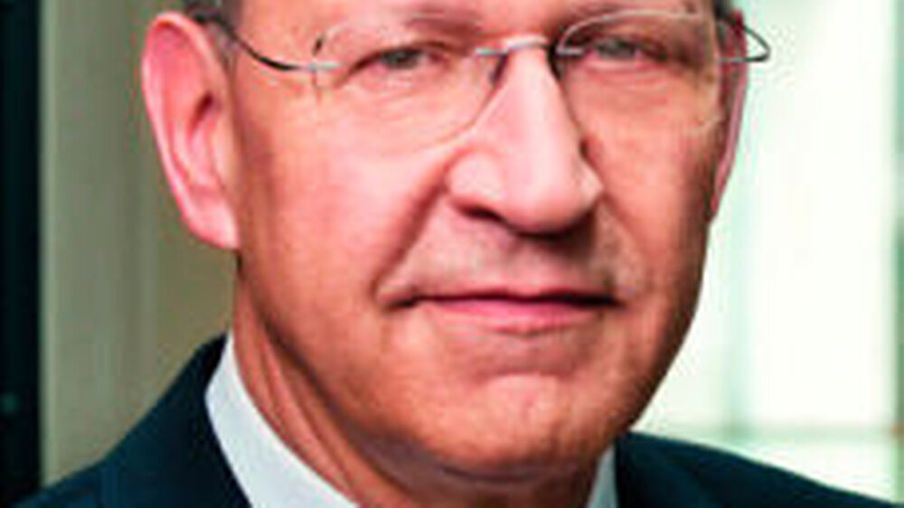 Standen den zm in Sachen GOZ Rede und Antwort: BZÄK-Präsident Dr. Peter Engel ...
