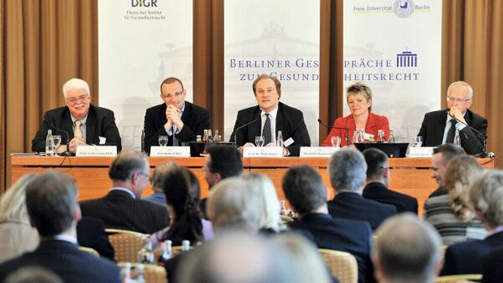 Diskutierten mit dem Publikum (v.l.n.r.): Heinz Lanfermann (FDP), Jens Spahn (CDU), Helge Sodann (DIGR), Mechthild Rawert (SPD), Frank Spieth (DIE LINKE)