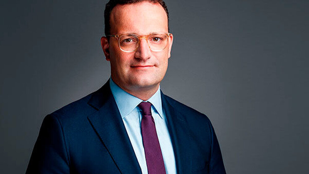 Bundesgesundheitsminister Jens Spahn (CDU) will das seit März 2020 geltende „Gesetz zum Schutz der Bevölkerung bei einer epidemischen Lage von nationaler Tragweite“ wieder verlängern – diesmal um drei Monate. Das Gesetz würde dann bis Ende Juni