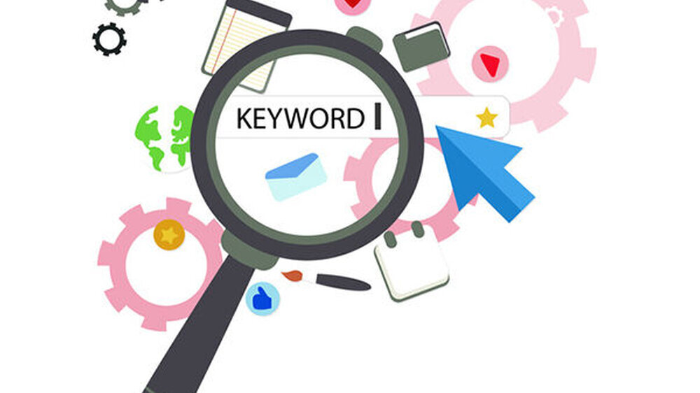 "Keyword-Optimierung" heißt das Zauberwort im Online-Marketing: Dahinter steckt der Gedanke, dass der Inhaber einer Webseite wissen sollte, nach welchen Begriffen seine Zielgruppe sucht. Dann kann er seine Webseite anhand dieser Begriffe ausrichten und d