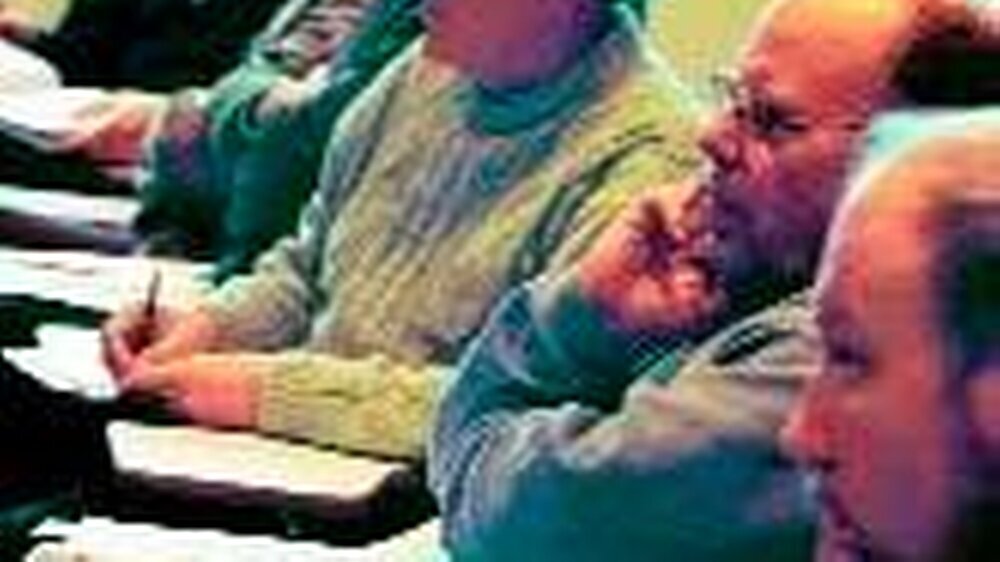 Wie hier lernen Zahnärzte ständig weiter bei der Akademie Praxis und Wissenschaft (APW).