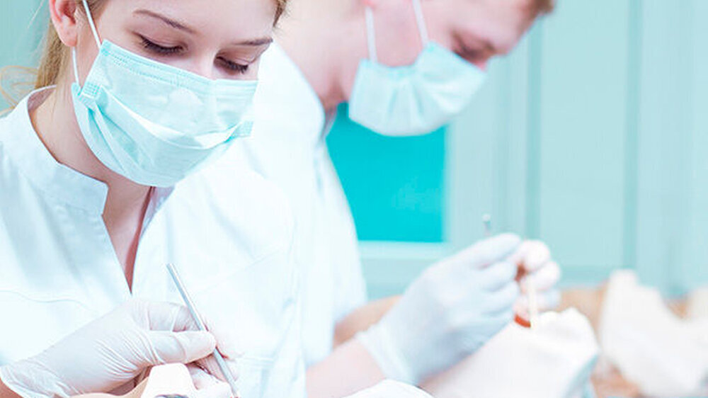 Die Umfrage des FVDZ richtet sich an Studierende der Zahnmedizin (Vorklinik, Klinik, Assistenz).