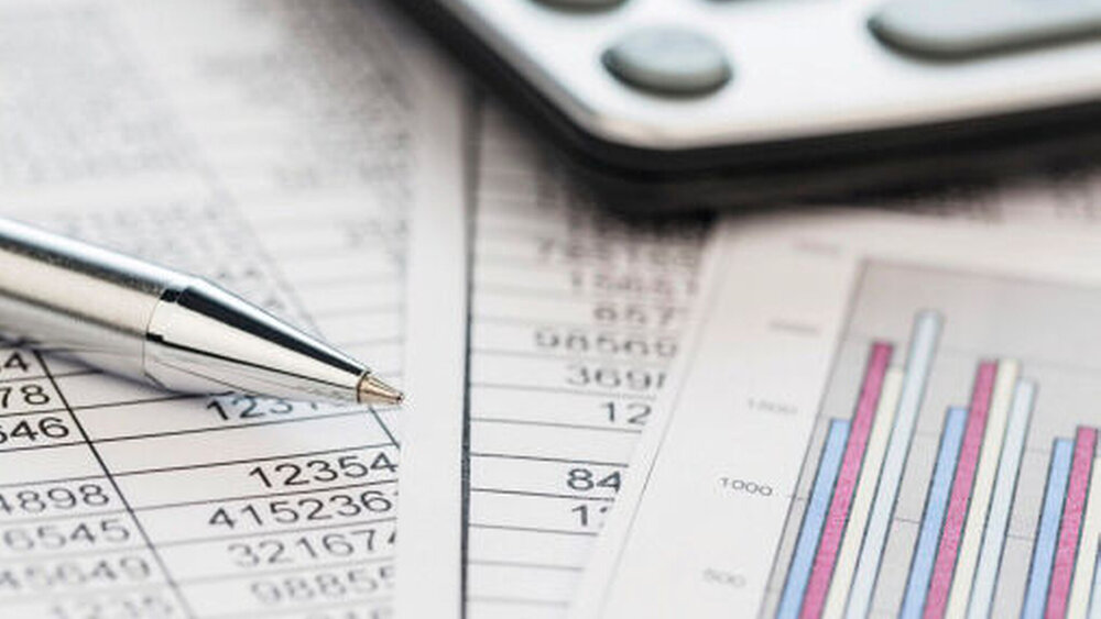 Money makes the world go round – für Praxisinhaber bedeutet dies, die Finanzplanung für den Betrieb immer auf dem Laufenden zu halten. |