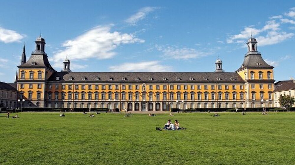 Die Universität Bonn war Veranstaltungsort des Deutschen Kongresses für Versorgungsforschung, der mit mehr als 650 Teilnehmern großen Zuspruch fand.