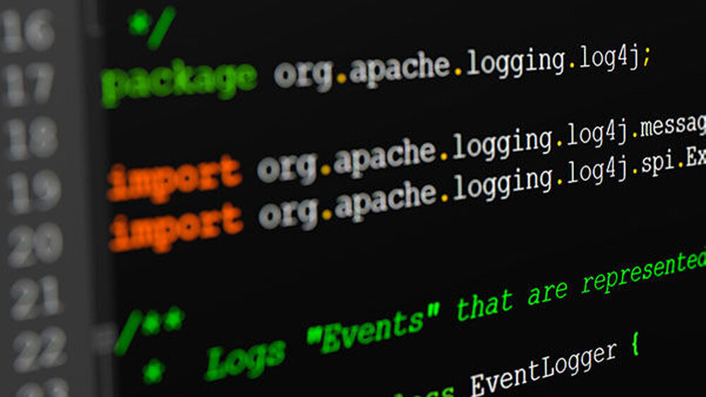 Das Bundesinstitut für Sicherheit in der Informationstechnik (BSI) hatte Schwachstellen in der weit verbreiteten Java-Bibliothek „log4j” bereits Mitte Dezember 2021 als „extrem kritisch” eingestuft. In der Folge hatte eine Vielzahl von Softwarehe